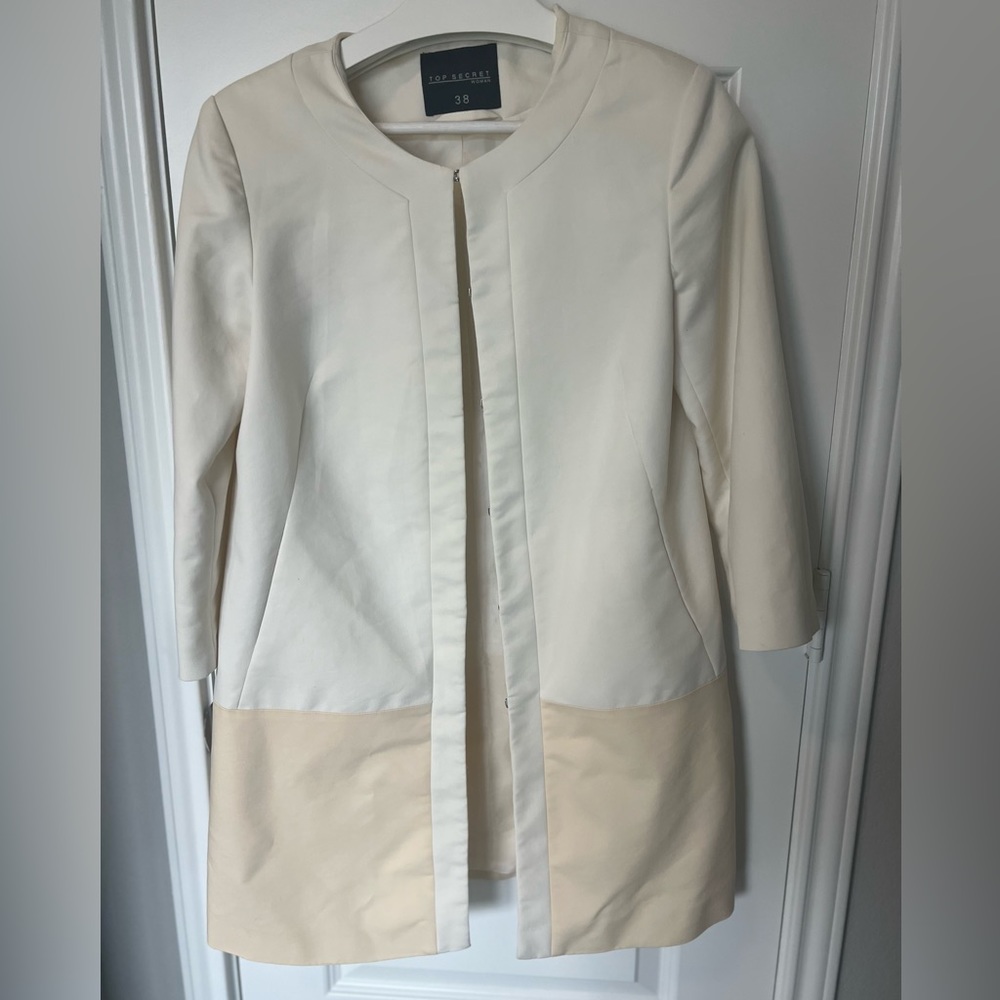 Top Secret Women’s Spring/Summer Coat Tan/Milky White Color-block Jacket